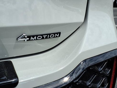 New 2026 Volkswagen Tiguan SE R-Line AWD/4WD image 7