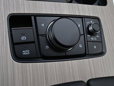 Used 2025 MAZDA CX-90 3.3 Turbo w/ Preferred Package image 32