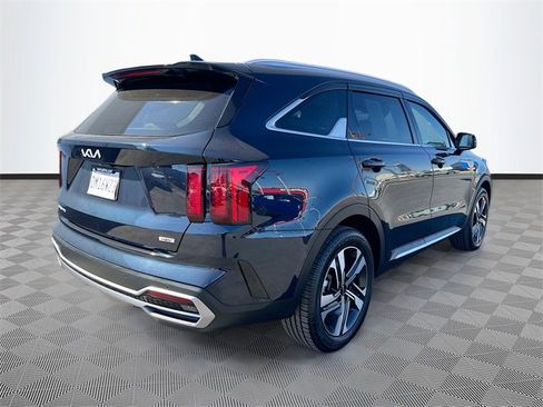 Used 2023 Kia Sorento EX image 7