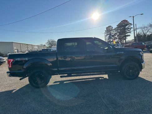 Used 2016 Ford F150 XLT image 12