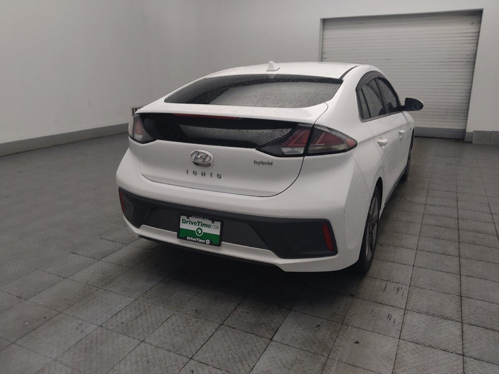 Used 2020 Hyundai Ioniq SEL FWD image 9