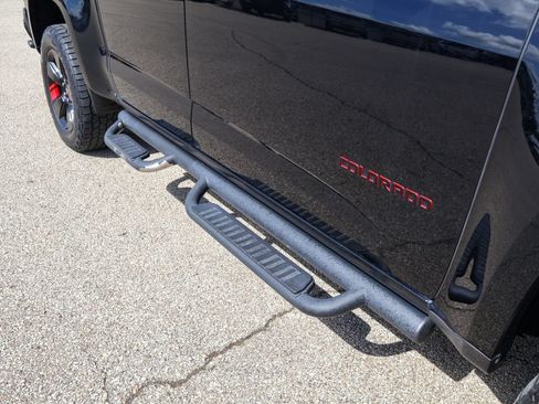 Used 2018 Chevrolet Colorado LT w/ Redline Special Edition AWD/4WD image 6