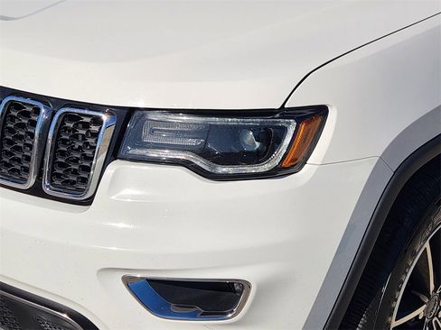 Used 2019 Jeep Grand Cherokee Limited w/ Luxury Group II image 8