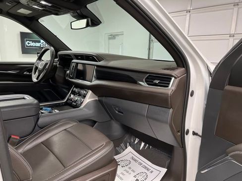Used 2023 GMC Yukon Denali image 55