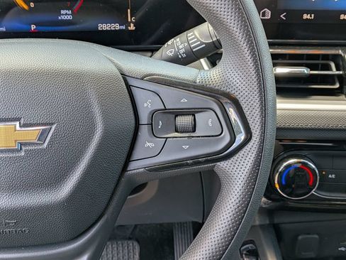 Used 2024 Chevrolet TrailBlazer LT w/ Driver Confidence Package FWD image 20
