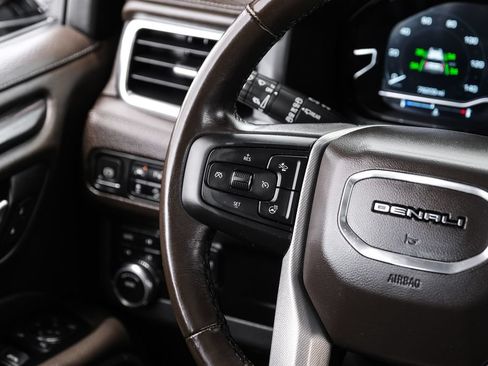 Used 2022 GMC Yukon Denali AWD/4WD image 14