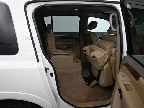 Used 2011 Nissan Armada Platinum w/ 2nd Row Captain Seat Pkg RWD image 43