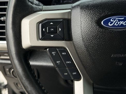 Used 2018 Ford F250 Lariat w/ Lariat Ultimate Package image 12