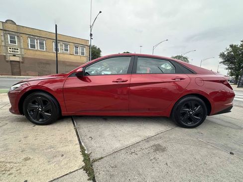 Used 2023 Hyundai Elantra SEL FWD image 8