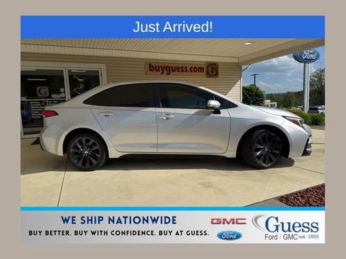 Used 2023 Toyota Corolla SE FWD image 1