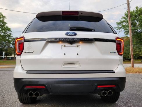 Used 2018 Ford Explorer Sport w/ Equipment Group 401A AWD/4WD image 15