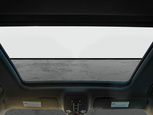 New 2025 Audi Q3 2.0T Premium Plus image 16