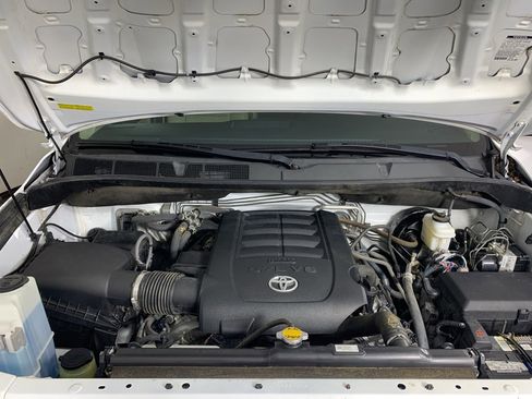 Used 2017 Toyota Sequoia SR5 image 10