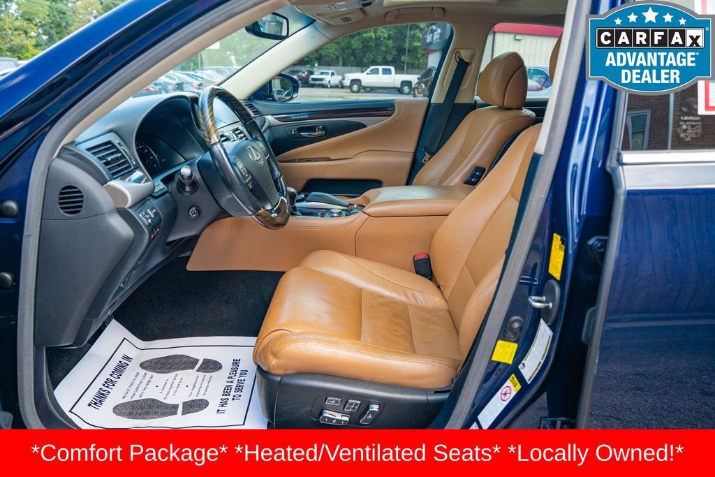 Used 2013 Lexus LS 460 AWD w/ Comfort Pkg image 15