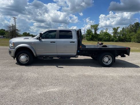 Used 2022 RAM 4500 SLT w/ Quick Order Package 2YG SLT image 2