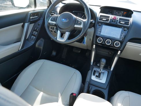 Used 2017 Subaru Forester 2.5i Limited image 9