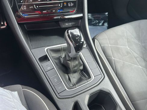 Used 2025 Volkswagen Jetta Sport FWD image 17