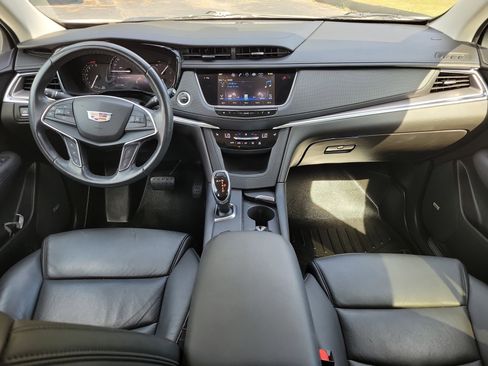 Used 2019 Cadillac XT5 Luxury image 11