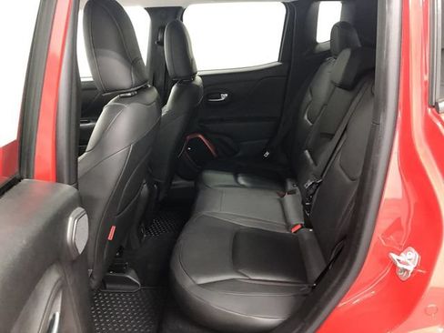 Used 2017 Jeep Renegade Trailhawk w/ Premium Trailhawk Package AWD/4WD image 27