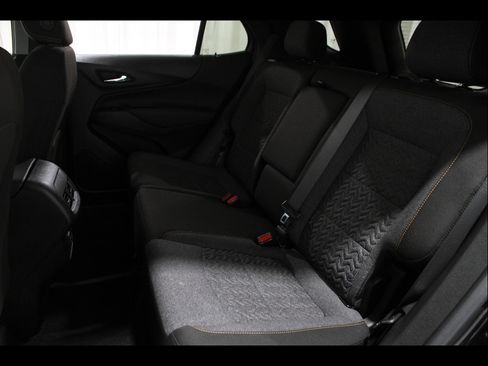 Used 2024 Chevrolet Equinox LT image 17