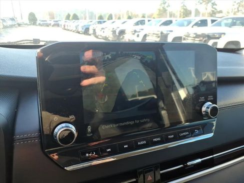 Used 2024 Mitsubishi Outlander SE image 24