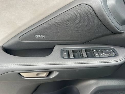 New 2026 Lexus TX 550h AWD Plug-In Hybrid image 11