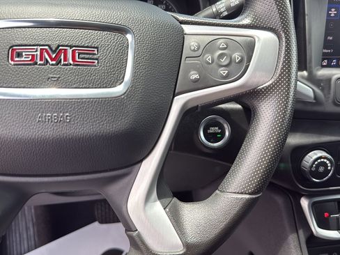 Used 2024 GMC Terrain SLE AWD/4WD image 15