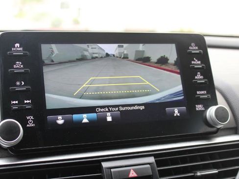 Used 2019 Honda Accord EX image 31