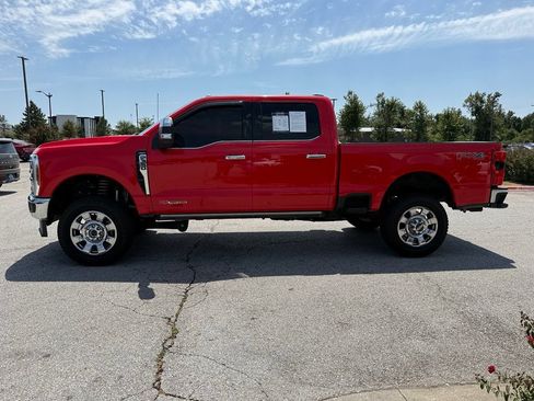Used 2024 Ford F350 Lariat w/ Lariat Ultimate Package AWD/4WD image 4