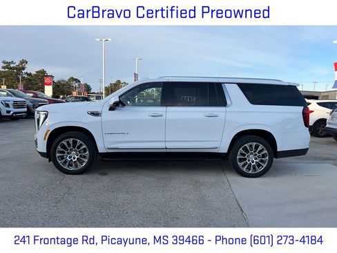 Certified 2025 GMC Yukon XL Denali image 3