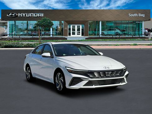 New 2026 Hyundai Elantra Limited FWD image 11