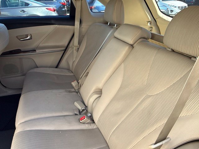 Used 2015 Toyota Venza LE FWD image 5