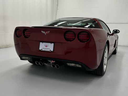 Used 2006 Chevrolet Corvette Coupe w/ Preferred Equipment Group image 6