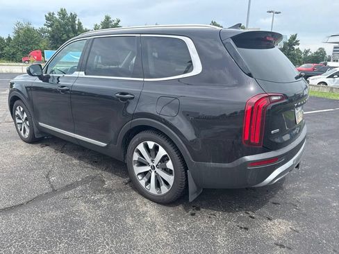 Used 2022 Kia Telluride EX w/ EX Premium Package AWD/4WD image 3