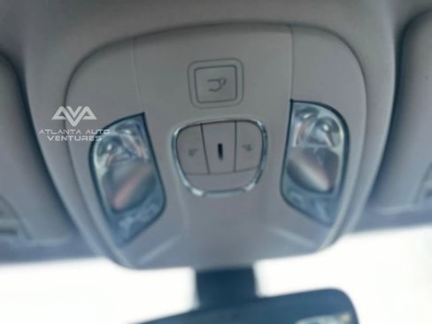 Used 2018 Jeep Compass Limited w/ Navigation Group image 39