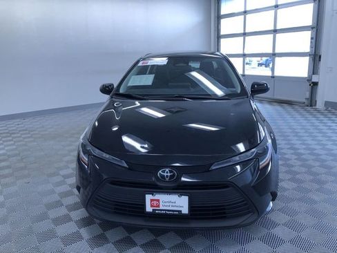 Certified 2025 Toyota Corolla LE image 14