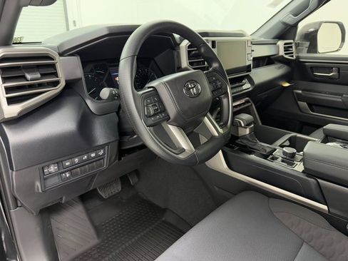 New 2026 Toyota Tundra SR5 w/ SR5 Convenience Package image 8