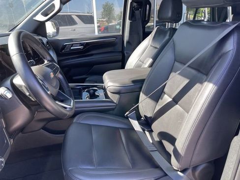 Used 2025 Chevrolet Tahoe LT AWD/4WD image 11