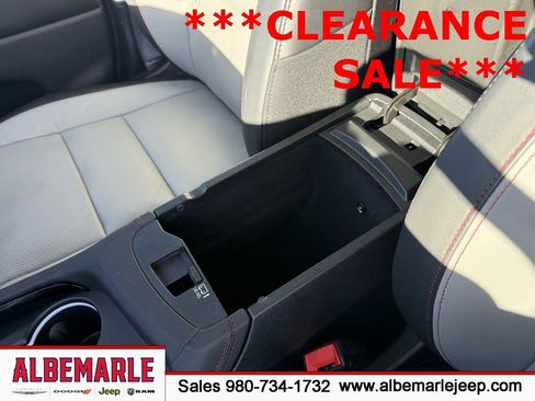 Used 2024 Dodge Durango Citadel image 28