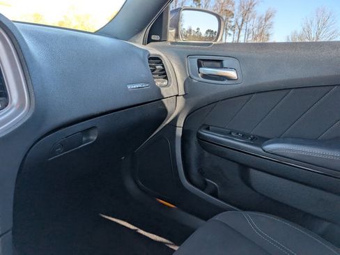 Used 2023 Dodge Charger SXT w/ Blacktop Package image 27