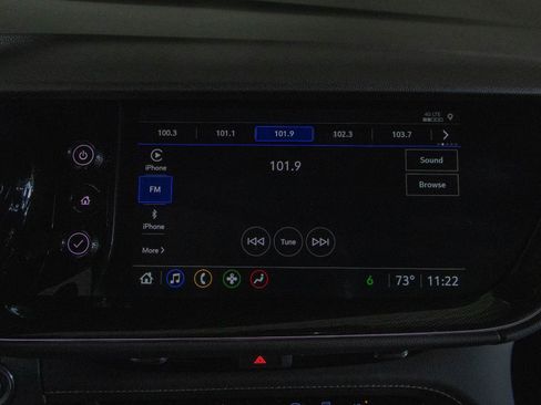 Used 2023 Buick Envision Essence image 8