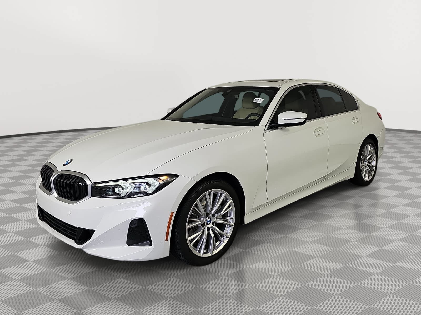 Used 2024 BMW 330i Sedan w/ Convenience Package RWD image 4