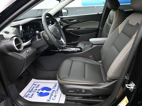 New 2026 Chevrolet Trax ACTIV w/ Driver Confidence Package image 12