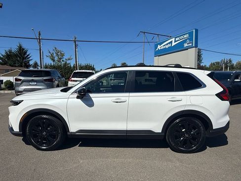 Used 2024 Honda CR-V Sport Touring image 2