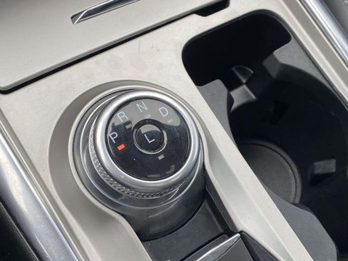 Used 2021 Ford Explorer XLT w/ Equipment Group 202A image 24