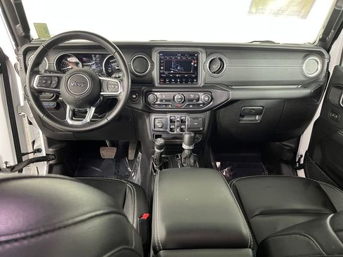 Used 2022 Jeep Wrangler Unlimited Sahara image 18