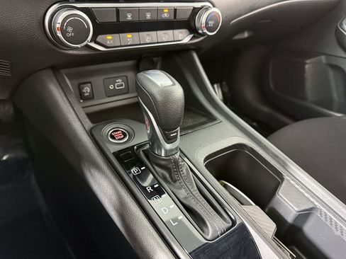 Certified 2024 Nissan Sentra S image 16