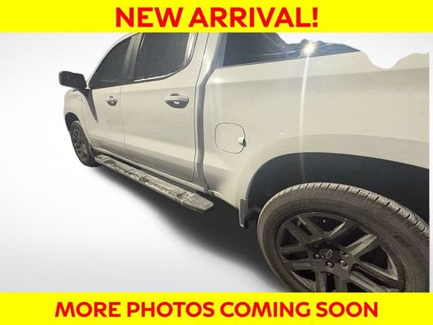 Used 2023 Chevrolet Silverado 1500 RST w/ Convenience Package II image 2