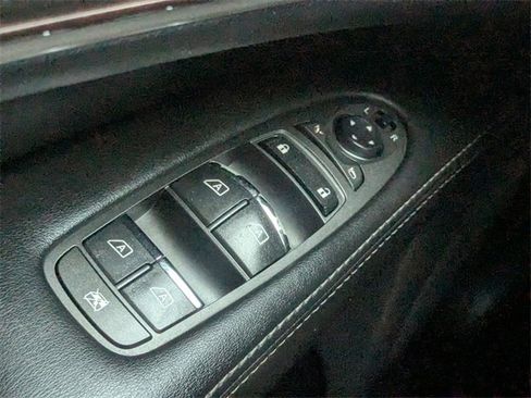 Used 2018 INFINITI QX60 FWD w/ Deluxe Technology Package image 26