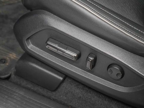 Used 2023 Honda Pilot Elite image 23